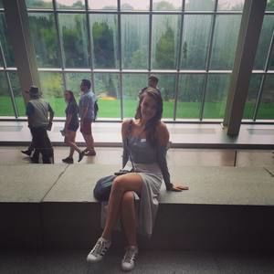 Meet your Posher, Gabriela